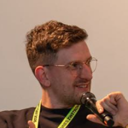 Roman Nenstiel
